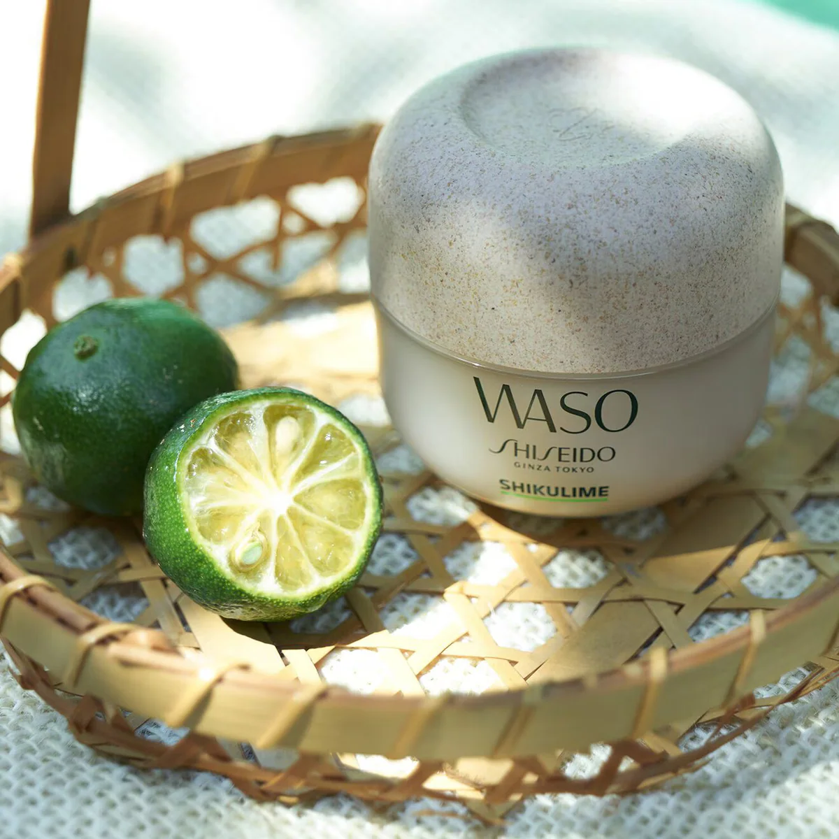 کرم آبرسان شیسیدو Shiseido WASO Shikulime Mega Hydrating Moisturizer حجم 50 میلی‌لیتر؛ نمای تکمیلی 3